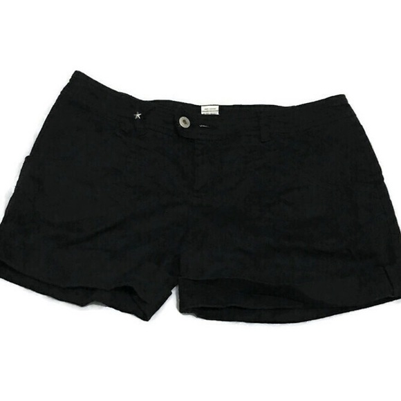 Papaya Pants - ☔️5/$20☔️ Papaya Black Shorts